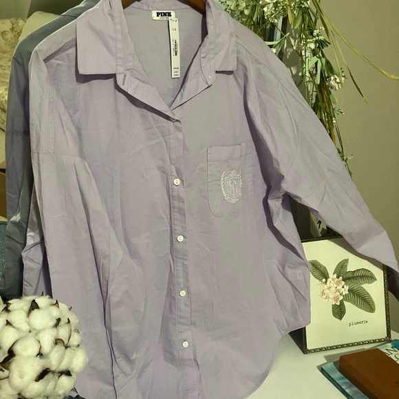 Victoria’s Secret PINK Pastel Lilac Button-Up Shirt - Picture 3 of 9